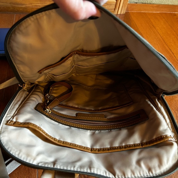 Michael Kors backpack - Picture 5 of 10